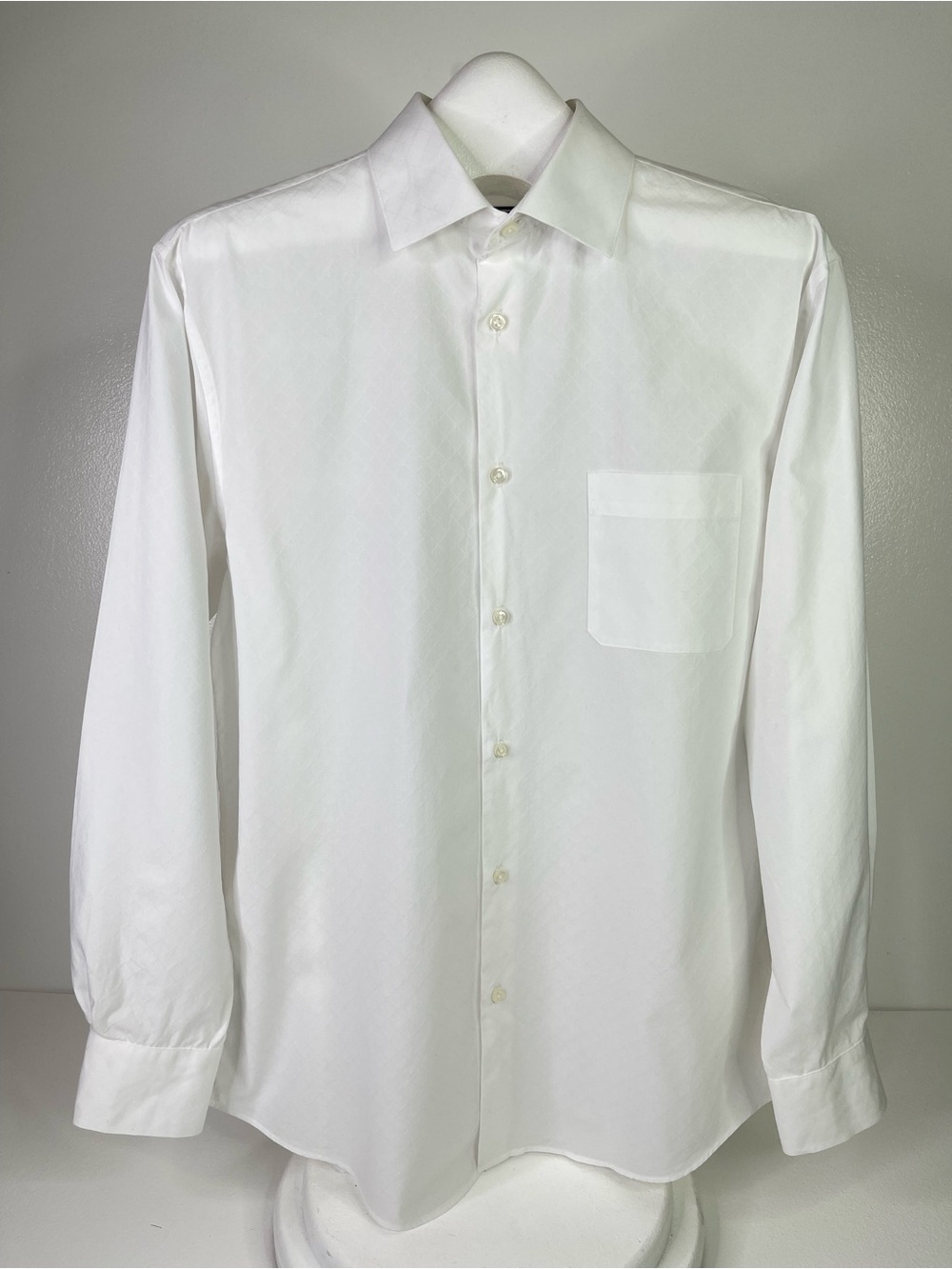 Neiman Marcus White Tone-on-Tone Jacquard Diamond Dress Shirt Men’s Size Medium